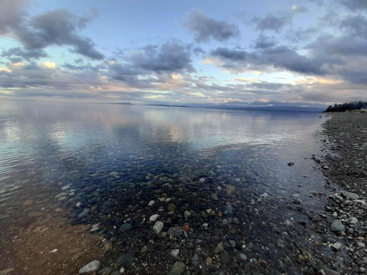 Oceanfront Paradise Comox Kültér fotó