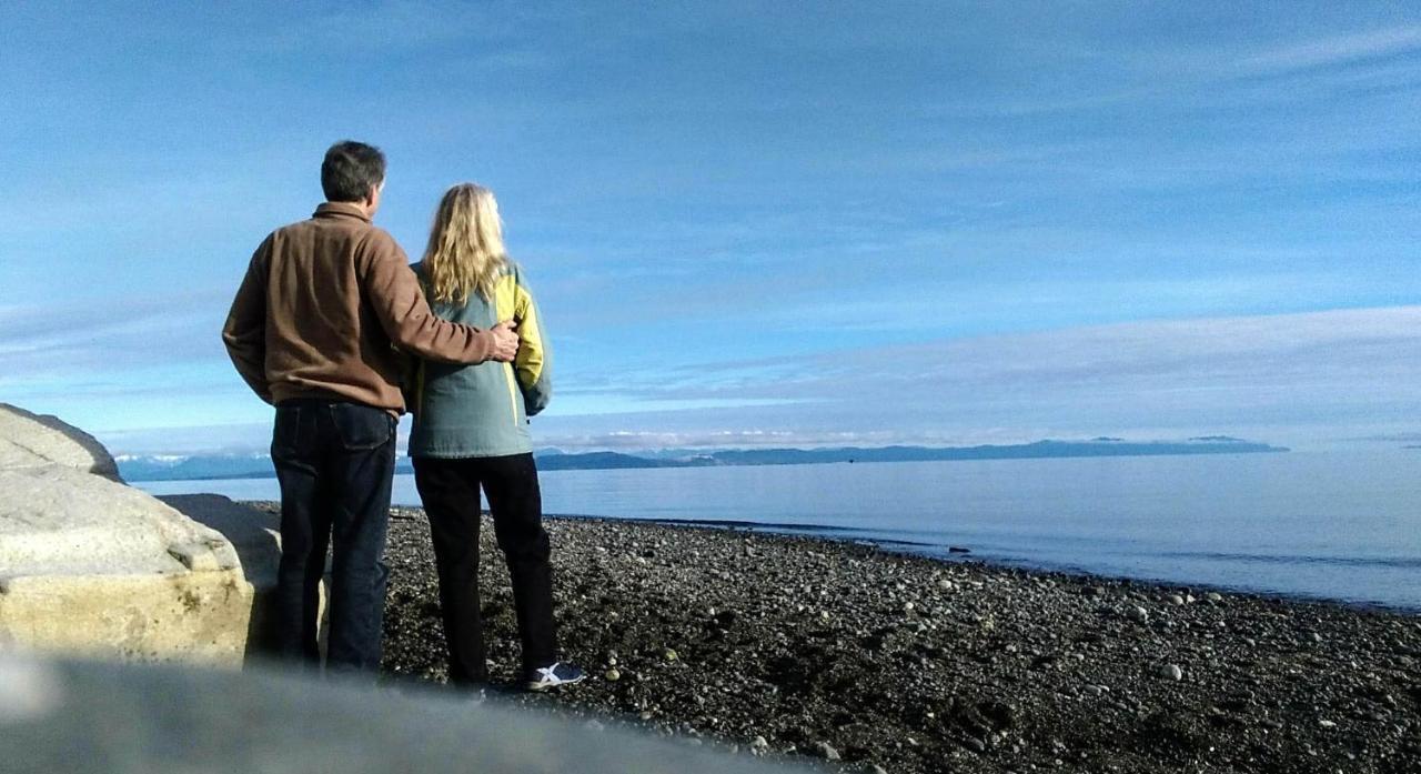 Oceanfront Paradise Comox Kültér fotó