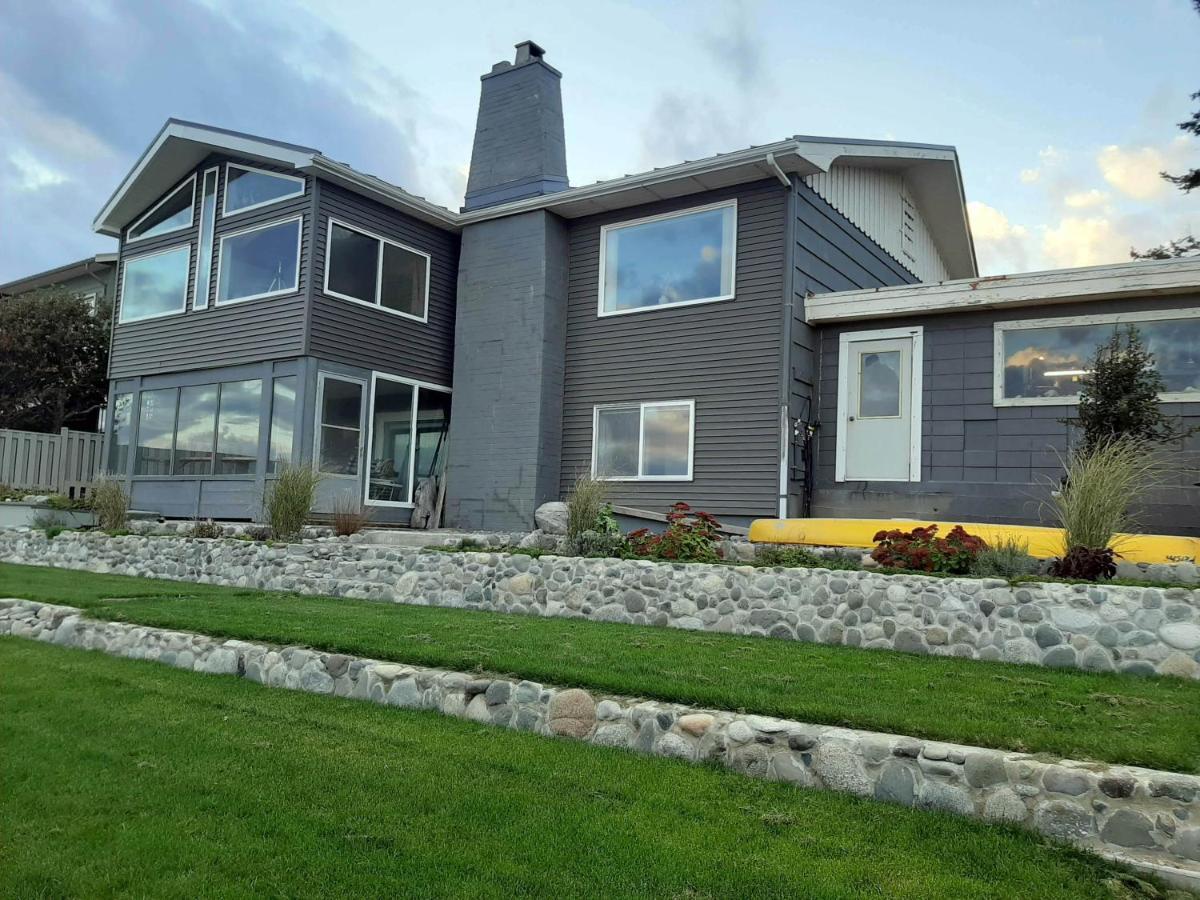 Oceanfront Paradise Comox Kültér fotó